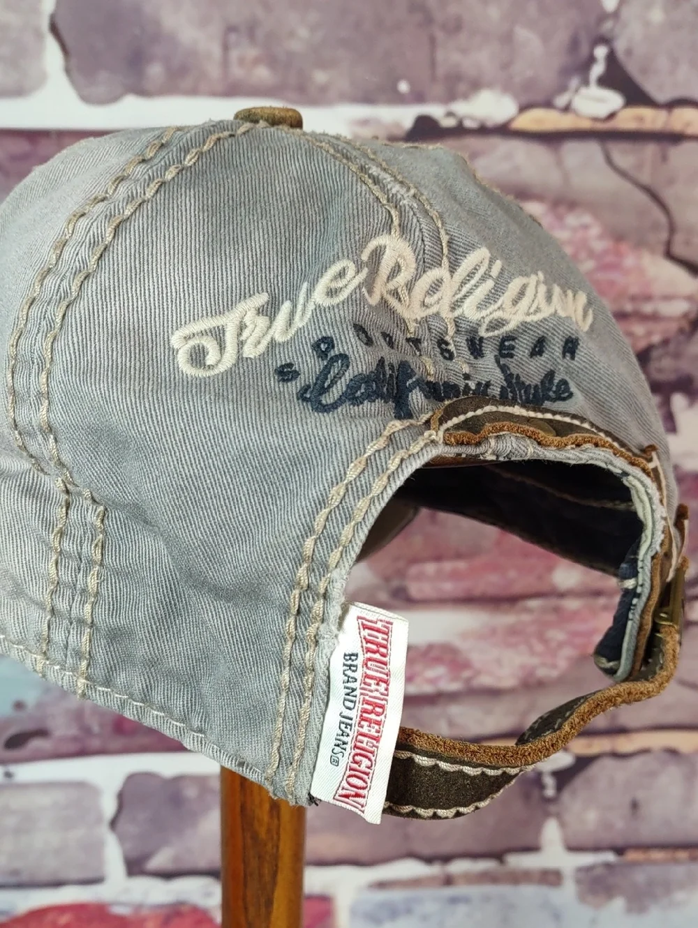 True Religion Vintage Distressed "Horseshoe" Baseball Cap - Picture 5 of 13